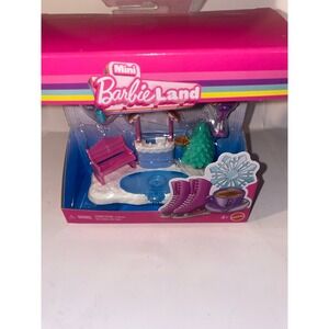 Mini BarbieLand Ice Skating  Rink Collectible Playset